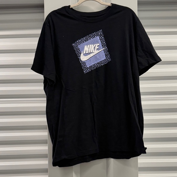 Nike Other - Nike Men's Black Tee with Graphic